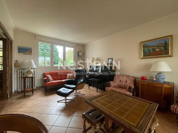 Nestenn Igny - Maison familiale 7 pièces, 177 m² habitables avec véranda, jardin arboré de 500 m², sous-sol total et garage - Secteur résidentiel Gommonvilliers, à 15 min de la gare de Massy