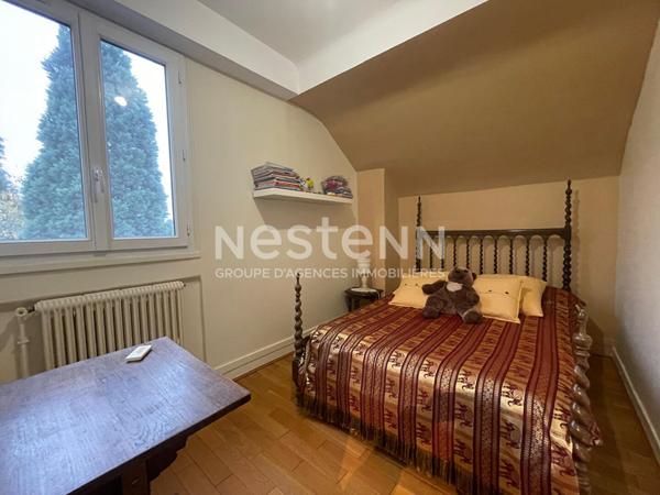 Nestenn Igny - Maison familiale 7 pièces, 177 m² habitables avec véranda, jardin arboré de 500 m², sous-sol total et garage - Secteur résidentiel Gommonvilliers, à 15 min de la gare de Massy