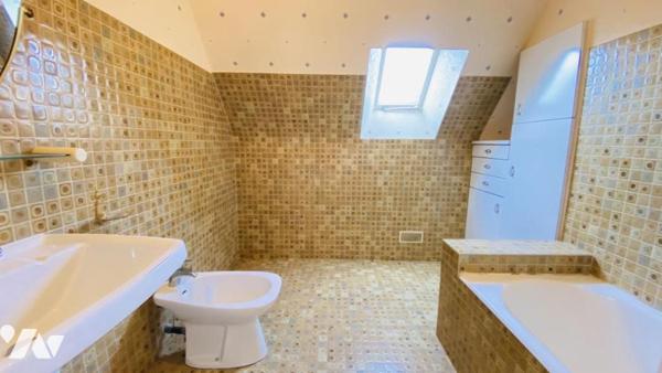 Maison familiale avec grand terrain à Saint-Avé (56890)