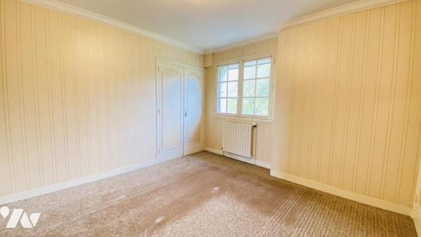 Maison familiale avec grand terrain à Saint-Avé (56890)