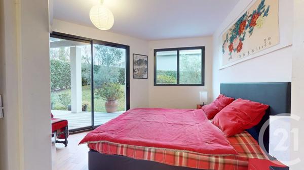 Maison à vendre  5 pièces - 127 m 2   BIDART  - 64