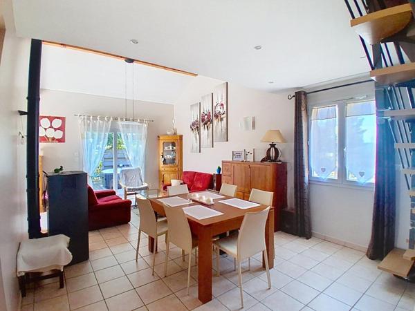 Maison prête à habiter, 124m², 3 chambres, bureau, garage...
