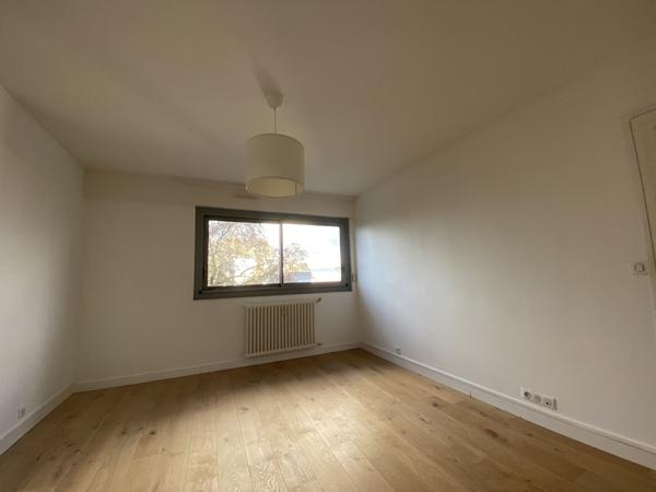 Appartement T4 ,  
Nantes 44000