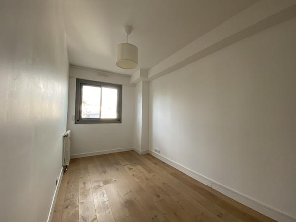 Appartement T4 ,  
Nantes 44000