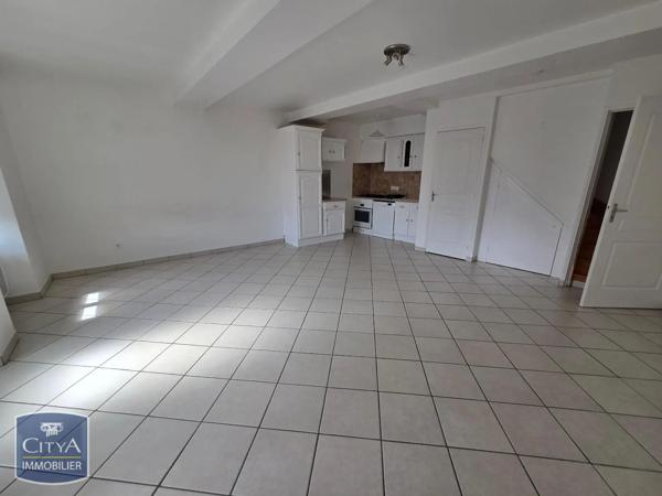 Maison à louer 4 pièces 85.47m² Pignols (63270)