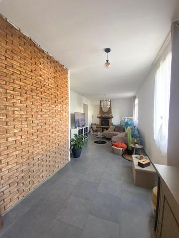 Jolie maison atypique spacieuse à CALONNE RICOUART