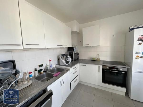 Appartement à louer 2 pièces 55.1m²