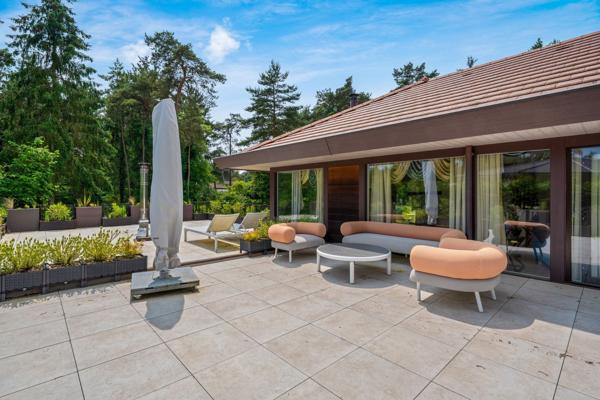 Vente Maison de luxe Sciez 9 Pièces 448 m²