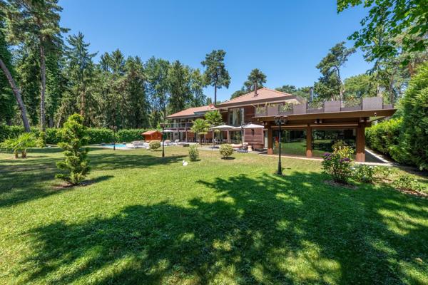 Vente Maison de luxe Sciez 9 Pièces 448 m²