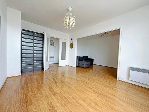 APPARTEMENT DE TYPE 4 BALCON ET GARAGE REIMS SECTEUR DAUPHINOT