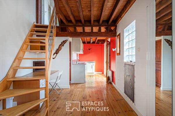 Maison avec bardage bois et jardin dans le centre de Chaville