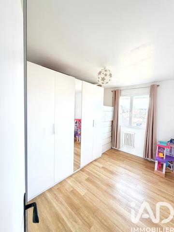 Appartement à vendre 4 pièces 70 m² Cormelles-le-Royal