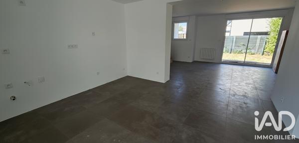 Maison à vendre 6 pièces 128 m² Sainte-Luce-sur-Loire