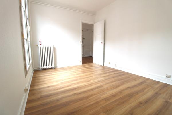 COLOMBES - QUARTIER EUROPE - APPARTEMENT 42 M² - 2 CHAMBRES - 4E ETAGE - BALCON - CAVE -