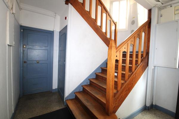 COLOMBES - QUARTIER EUROPE - APPARTEMENT 42 M² - 2 CHAMBRES - 4E ETAGE - BALCON - CAVE -