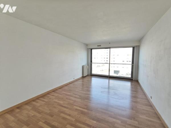 A REIMS - HYPER CENTRE - Appartement T2 d'env. 56m² en duplex