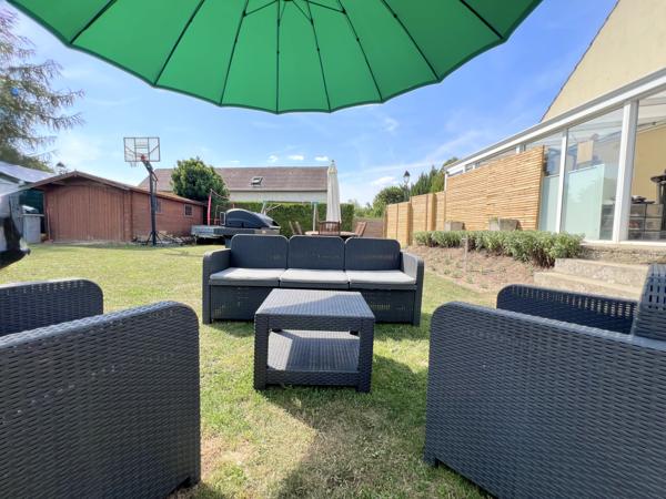 Maison
         6 pièces
        - 126 m² Exclusivité 315 000 € *