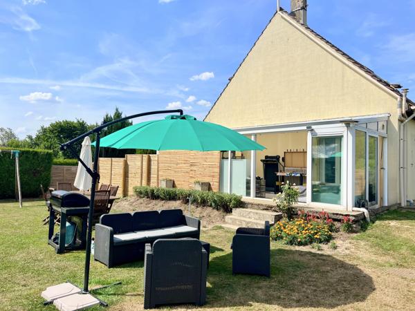 Maison
         6 pièces
        - 126 m² Exclusivité 315 000 € *