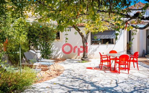 Maison à vendre    5 pièces •  Marseille 12