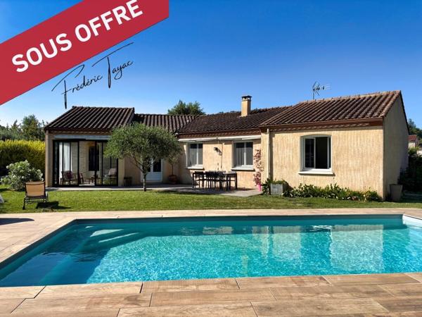 Jolie maison de plain-pied avec piscine