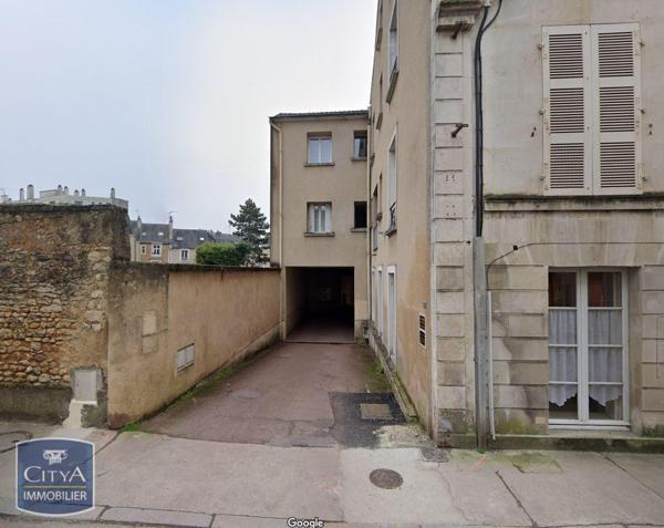 Location parking Poitiers (86000)