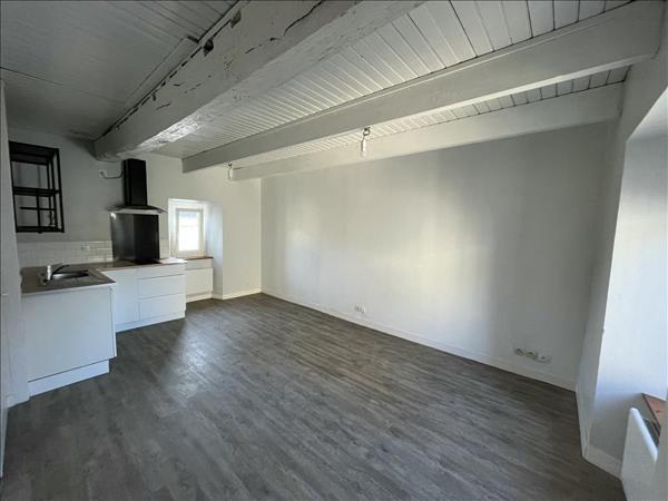 Immeuble à vendre |  Lannilis |  59 m²