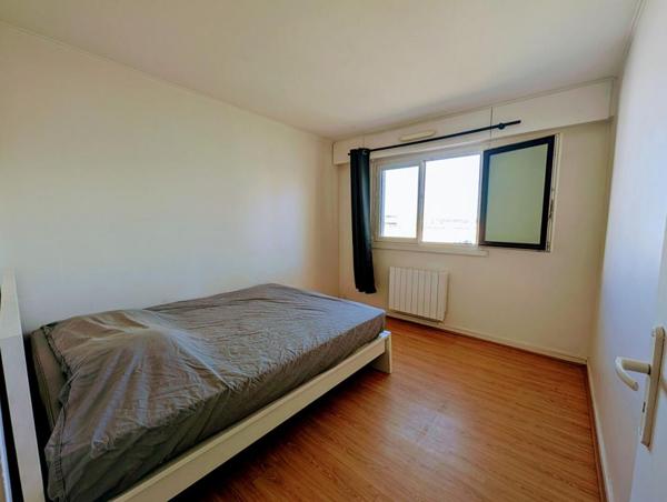Appartement traversant et lumineux - Bordeaux St Croix- gare St Jean- Ascenseur - T3 de 72m²
