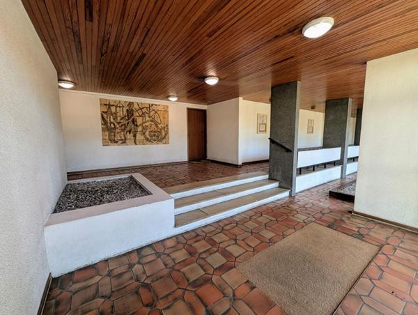 Appartement traversant et lumineux - Bordeaux St Croix- gare St Jean- Ascenseur - T3 de 72m²