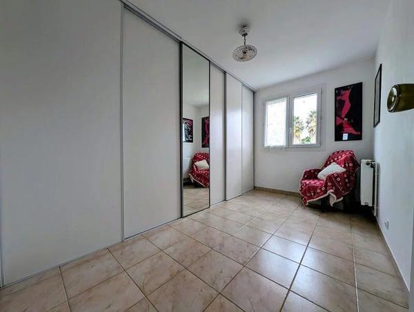 Vente Maison 5 pièces 105 m2 à Saint-Martin-de-Crau