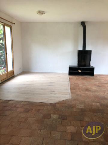 Maison à louer Savenay : 4 pièces, 80m² avec 3 chambre(s) à 1 021€ - AJP Immobilier Savenay