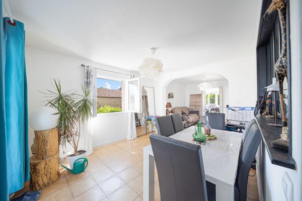 EXCLUSIVITE NESTENN ! CHARMANTE MAISON FAMILIALE AVEC LOGEMENT INDEPENDANT A CHATENOY-LE-ROYAL