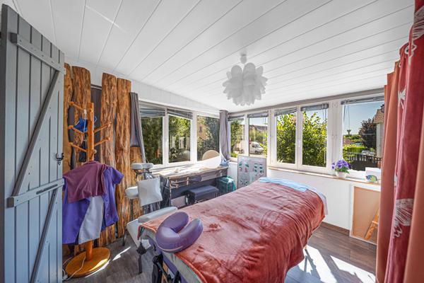 EXCLUSIVITE NESTENN ! CHARMANTE MAISON FAMILIALE AVEC LOGEMENT INDEPENDANT A CHATENOY-LE-ROYAL