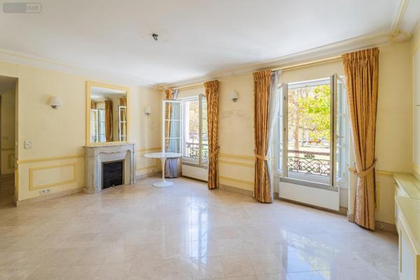 Appartement à rénover à vendre à Paris 7e arrondissement à Paris (75007), ref : 2025BRE   
BRETEUIL