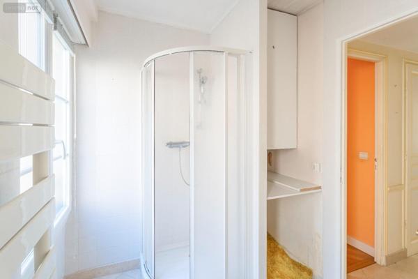 Appartement à rénover à vendre à Paris 7e arrondissement à Paris (75007), ref : 2025BRE   
BRETEUIL