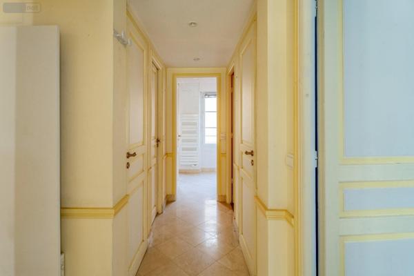 Appartement à rénover à vendre à Paris 7e arrondissement à Paris (75007), ref : 2025BRE   
BRETEUIL