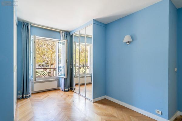 Appartement à rénover à vendre à Paris 7e arrondissement à Paris (75007), ref : 2025BRE   
BRETEUIL