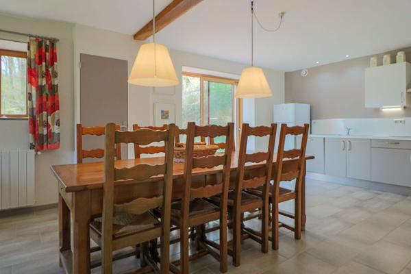 24110 - Domaine  538 m2! magnifiquement situé  dans les collines