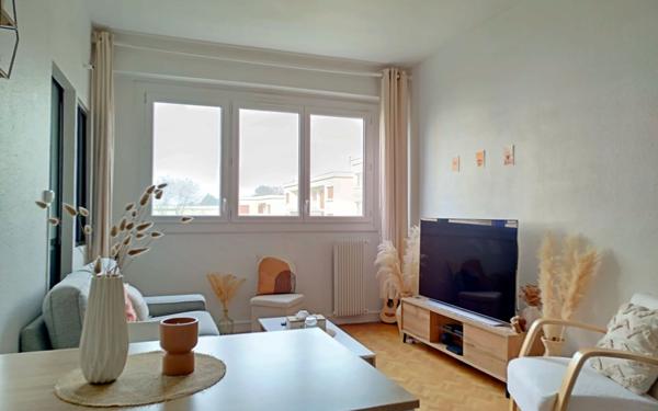 Appartement à vendre    2 pièces • 45 m2 Cholet