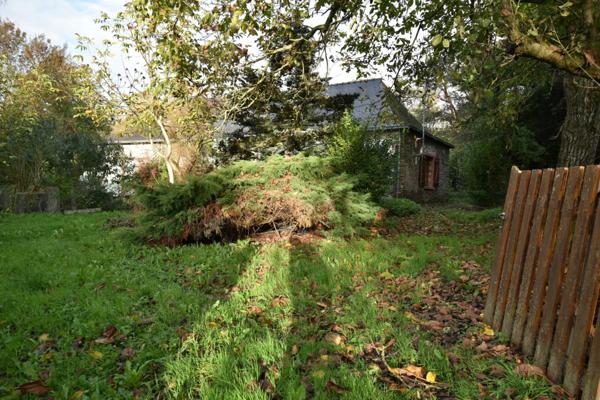 MAISON EN PIERRE + TERRAIN + DEPENDANCES