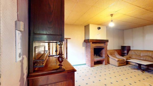 MAISON EN PIERRE + TERRAIN + DEPENDANCES