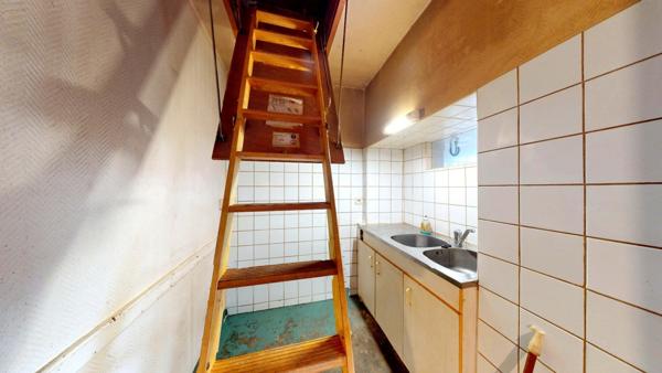 MAISON EN PIERRE + TERRAIN + DEPENDANCES