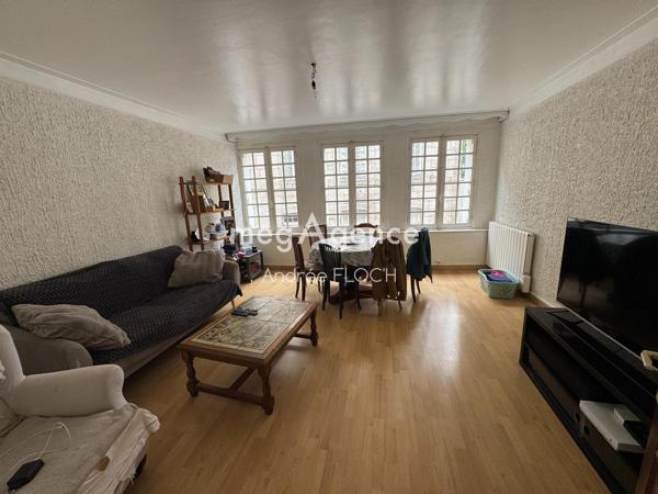 Immeuble à LESNEVEN, 29260 - 156m²