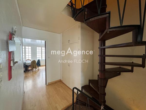 Immeuble à LESNEVEN, 29260 - 156m²