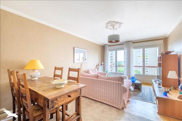 Appartement à vendre |  Bron |  3 pièces | 72 m²