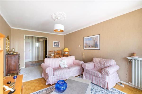 Appartement à vendre |  Bron |  3 pièces | 72 m²