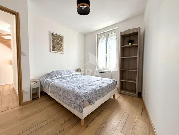 Maison entièrement rénovée ! Etaples centre,  6 chambres, dépendance bien-être et garage