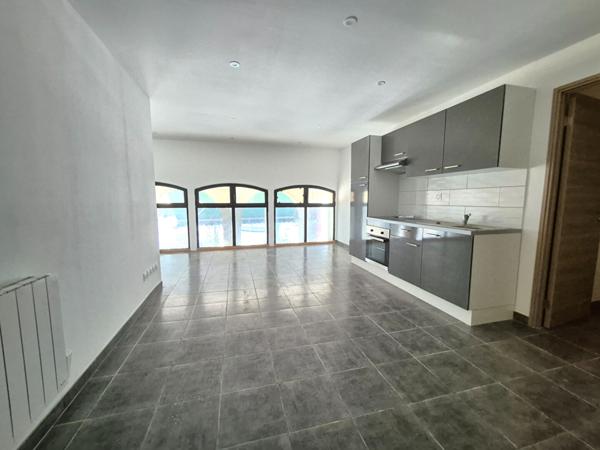 Appartement rénové avec ascenseur