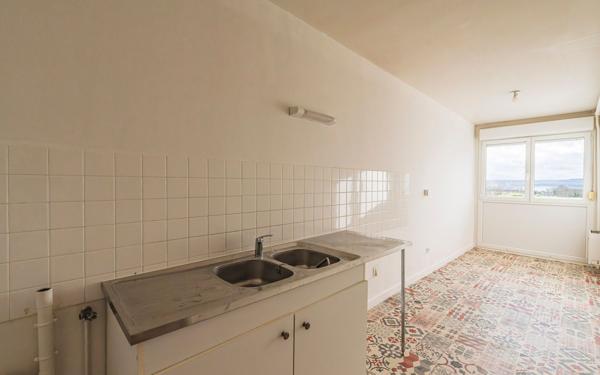 Appartement à vendre    4 pièces • 79,55 m2 Reims