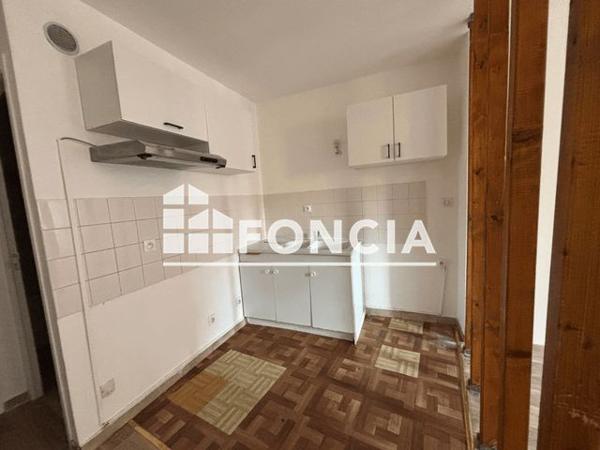 Location Appartement 2 pièces 35.2 m² - 15 RUE NOTRE DAME - Gap 05000