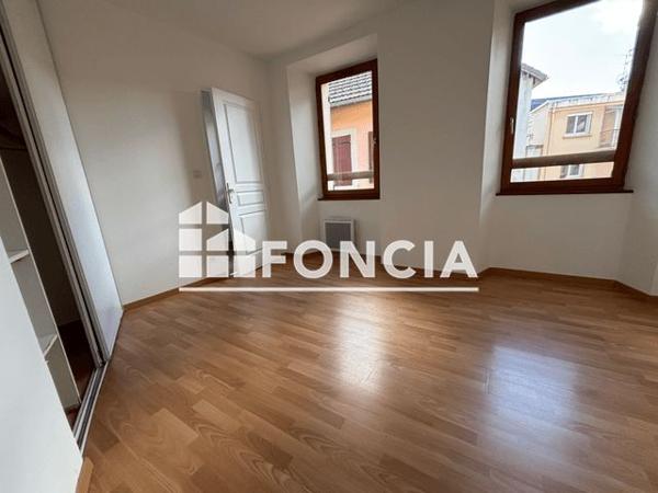 Location Appartement 2 pièces 35.2 m² - 15 RUE NOTRE DAME - Gap 05000